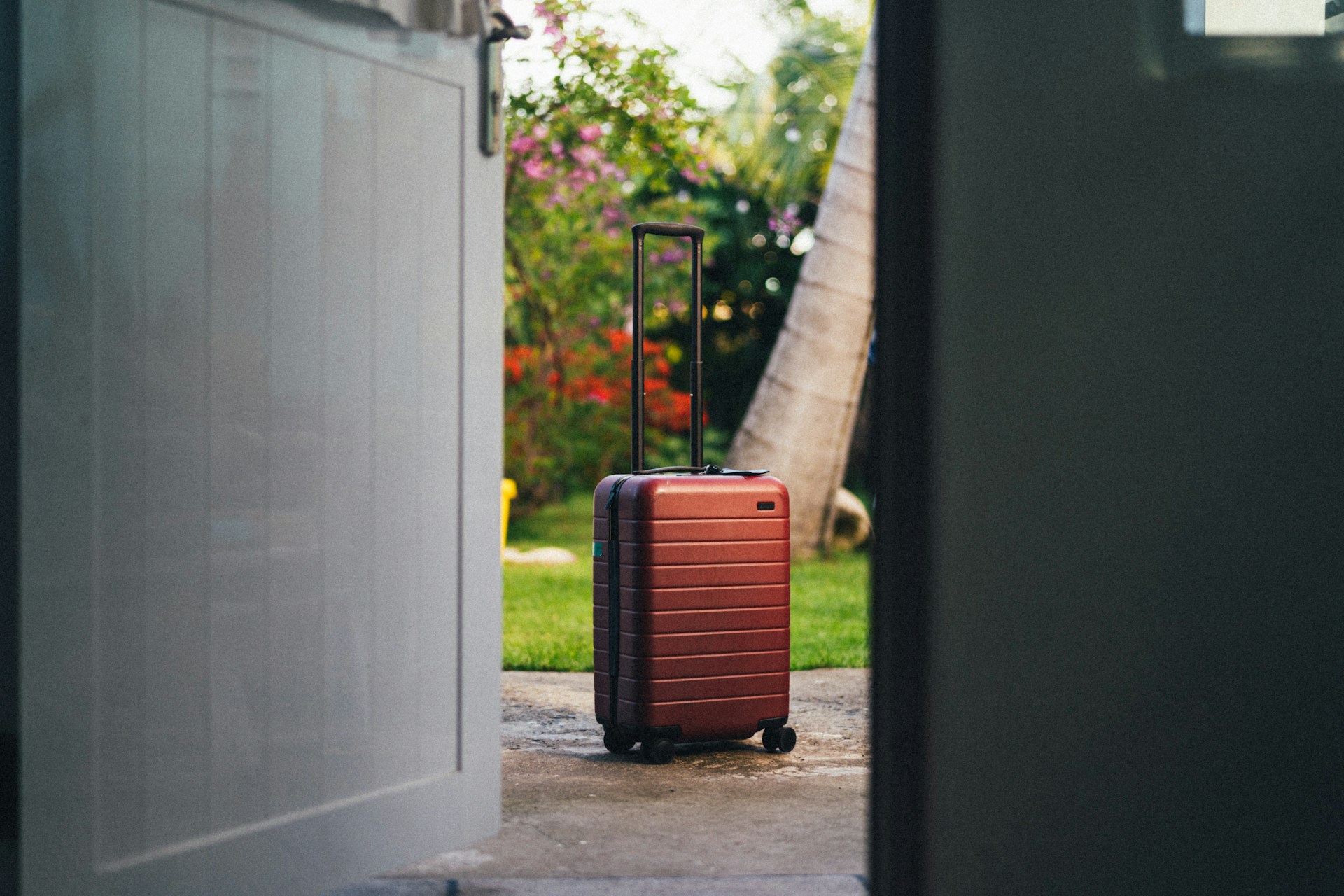 Ultimate Guide to Choosing the Right Luggage for Your Travels Ultimate Guide to Choosing the Right Luggage for Your Travels
